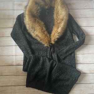 Forever 21 full length knit sweater faux fur collar size small
